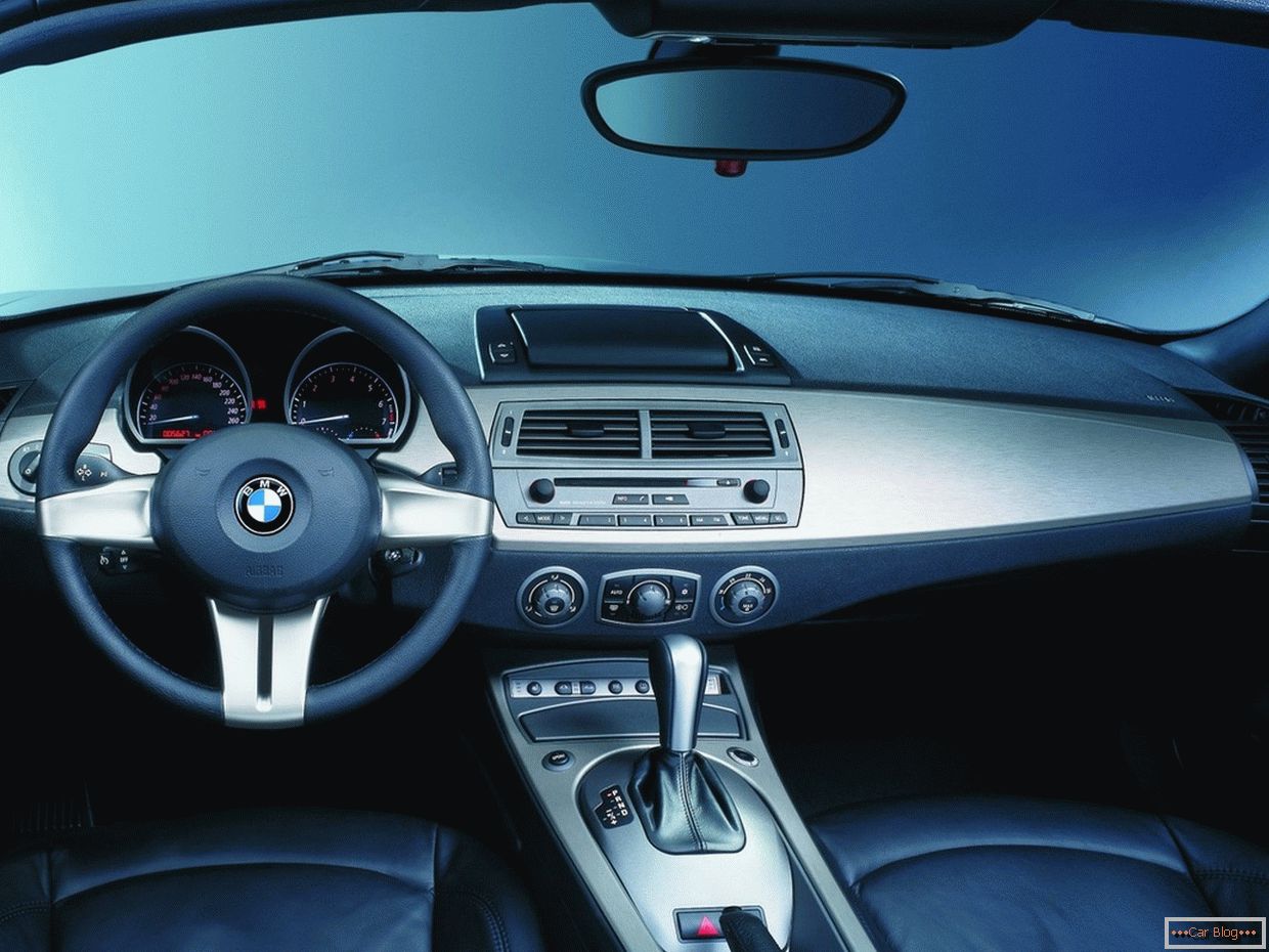 Noile detalii BMW Z4