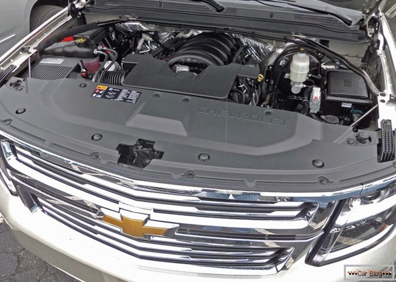 Двигатель Imagine Chevrolet Suburban 2014
