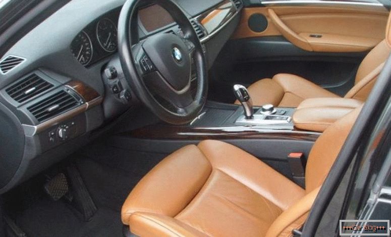 BMW X3 interior diesel