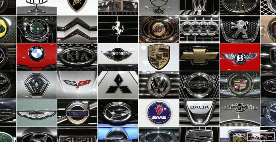 Embleme de mașini de la diferiți producători