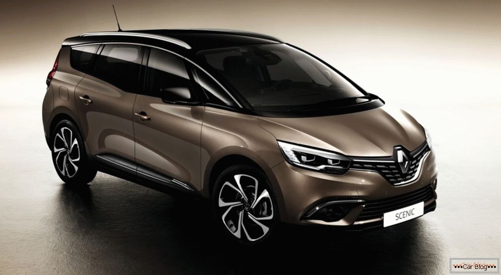 Французы провели презентацию нового Renault Grand Pitoresc