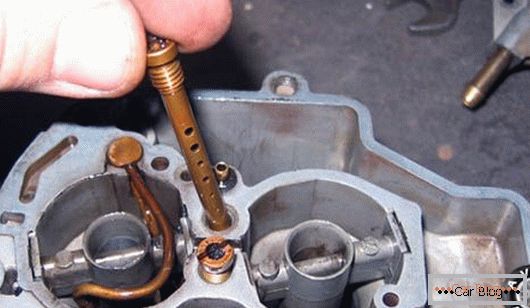 Carucior de reparatie carburator Solex 21083 pret