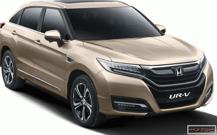 Partenerii chinezi ai Honda au lansat o clona Honda Anchir crossover - Honda UR-In