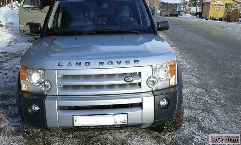 Land Rover Discovery 3 fotografii cu masina