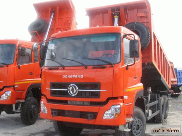 Camionul Dongfeng