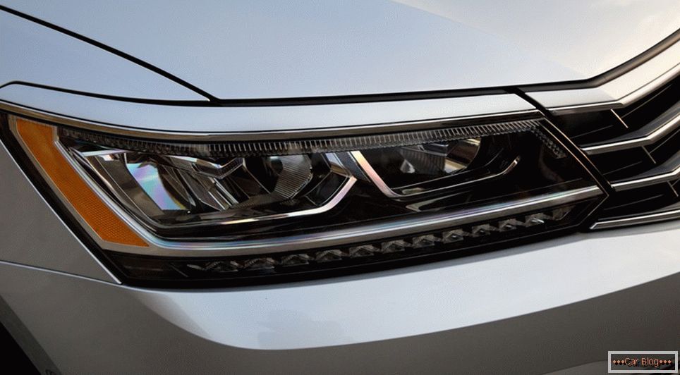 Germanii au completat restyling-ul Volkswagen Passat 2016