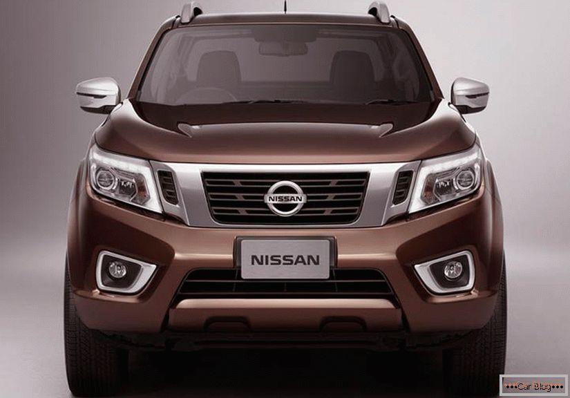 Nissan Navara 2015 nou