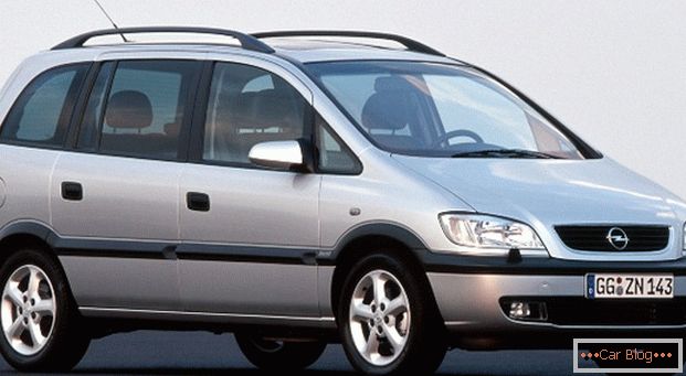 Opel Zafira - minivan german