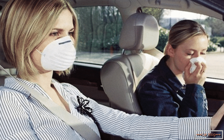 cum să eliminați mirosul de gaz din mașină