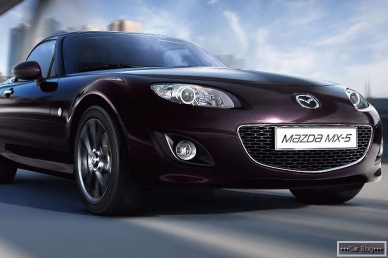 Noul model Mazda MX-5