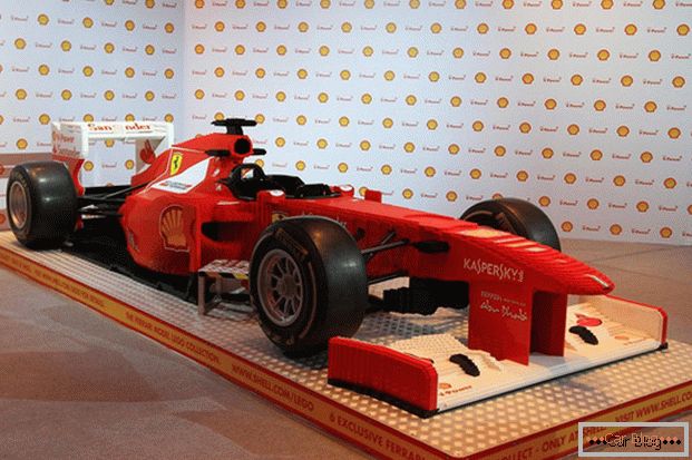 Ferrari din Lego