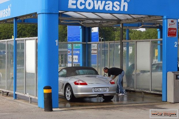Spălați-vă autoturismul în spălătorie auto