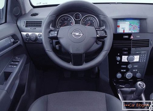 Opel Astra specificațiile vagonului