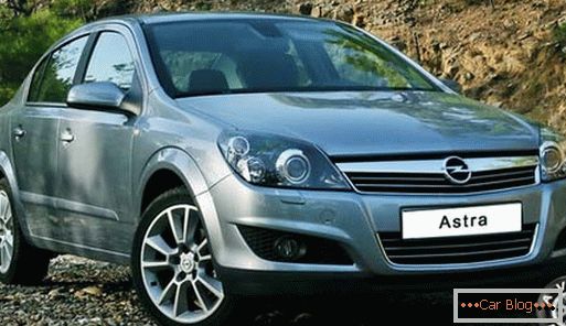 Opel Astra Specificații pentru familie