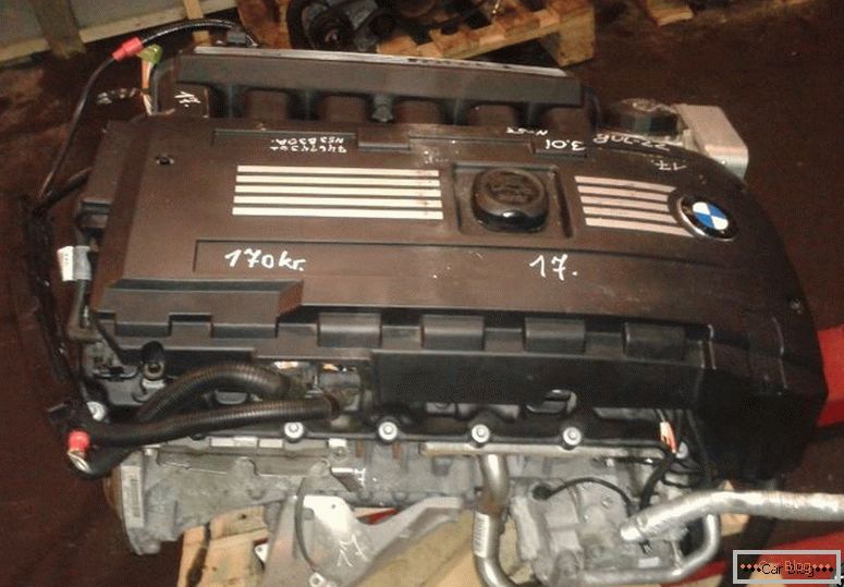 BMW 3 seria E90 motor