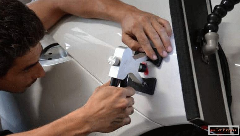 cum să facă îndepărtarea dents în mașină fără a picta propriile mâini