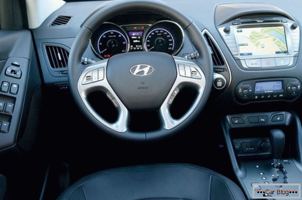 În interiorul Hyundai IX35